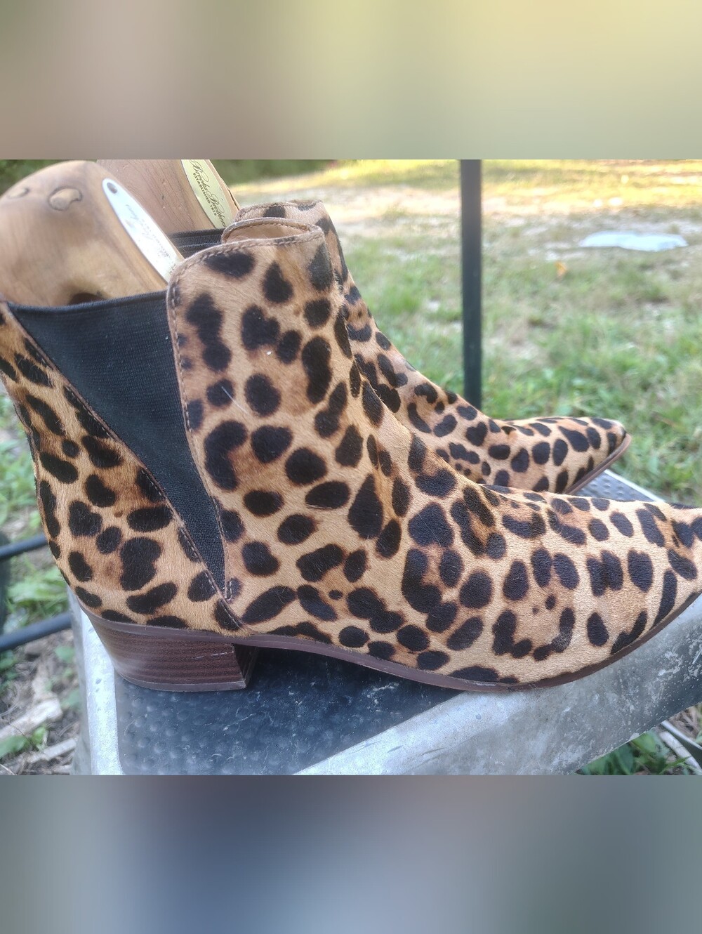 Leopard Print Chelsea Ankle Boots - Tan/Black